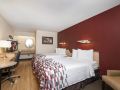 red-roof-inn-detroit-dearborn-greenfield-village