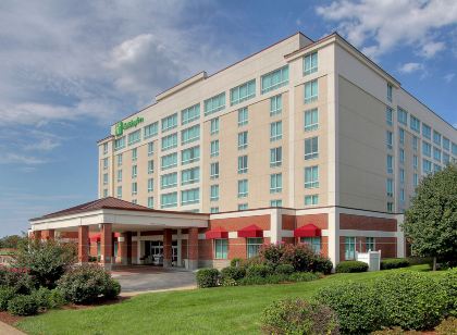Holiday Inn University Plaza-Bowling Green