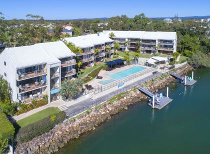 Noosa Shores Resort