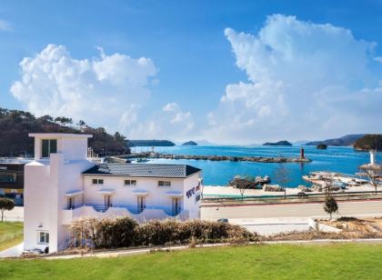 통영지중해스파펜션