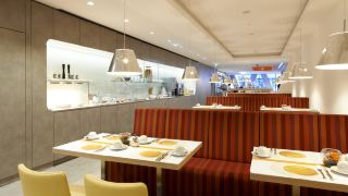 simm-s-hotel