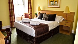 bridge-of-cally-hotel