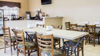 rodeway-inn-and-suites-haines-city