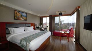 swiss-lenana-mount-hotel