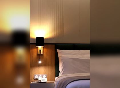Cosmo Hotel Downtown