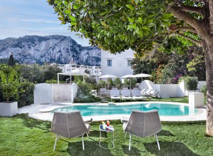 Pazziella Garden & Suites