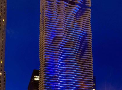 Radisson Blu Aqua Hotel, Chicago