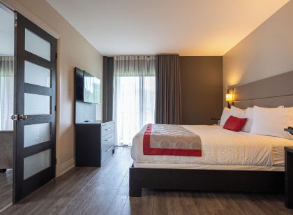 Ramada by Wyndham Ottawa on the Rideau