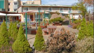 equestrian-hotel