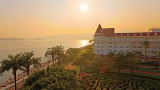 hong-kong-disneyland-hotel
