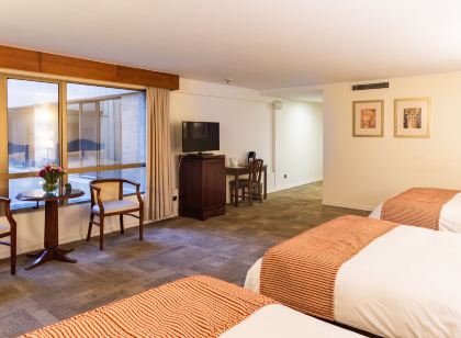Mr. Hotels