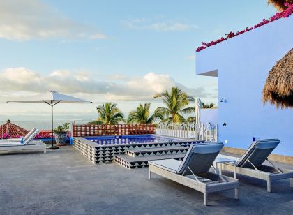 Hotel Luxury Patio Azul