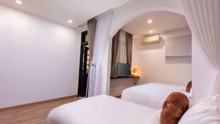 hanoi-center-silk-lullaby-hotel-and-travel