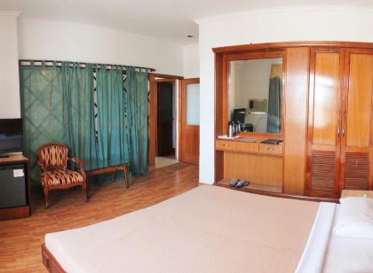 Hotel Woodland