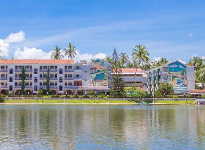 Resorte Marinha Dourada