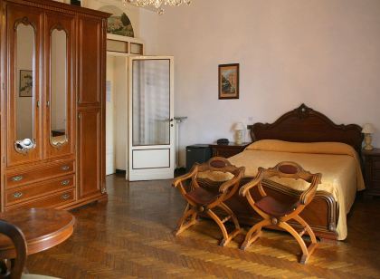 Hotel la Vela-Castello Il Rifugio