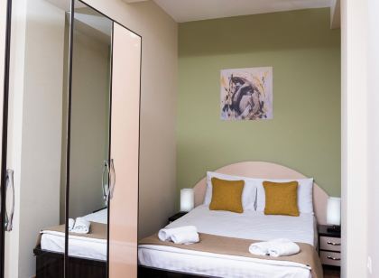 Welcome Malibu Apartment