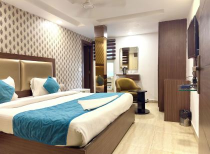 Hotel Pawan Plaza at Karol Bagh