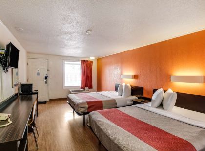 Motel 6 Kalamazoo, MI
