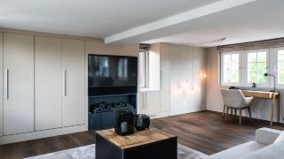 airhome-limmatquai-river-view-apartment
