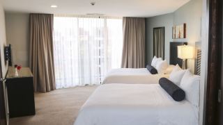 hotel-coral-and-marina