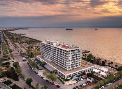Makedonia Palace