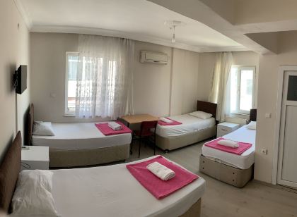 Ayberk Pansiyon客棧