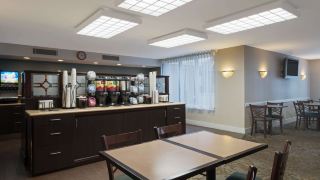ramada-by-wyndham-boston