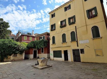 ダ ブルーノ ホームズ