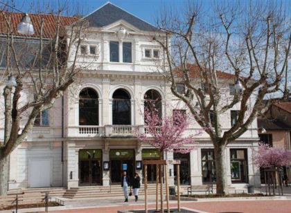 Hôtel Kyriad Villefranche Sur Saone