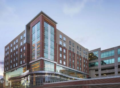 캠브리아 호텔 & 스위트 화이트 플레인스 - 다운타운