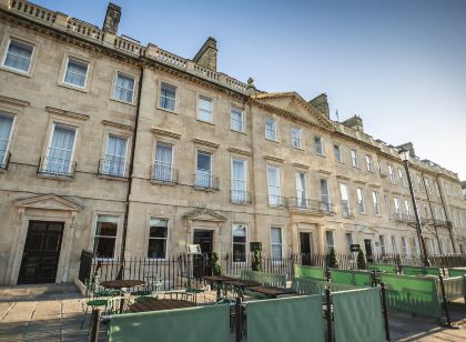 巴斯英迪格飯店