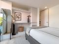 beautiful-apt-w-balcony-near-la-condesa