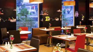 ibis-vientiane-nam-phu