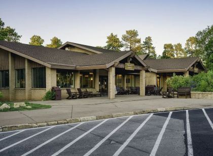 야바파이 로지 - 인사이드 더 파크