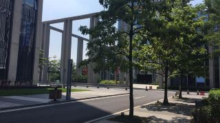 quzhihip-hop-apartment-guangzhou-pazhou-poly-world-trade-center