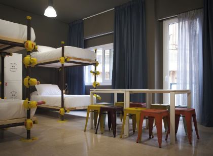 Hostelò - Luxury Hostel