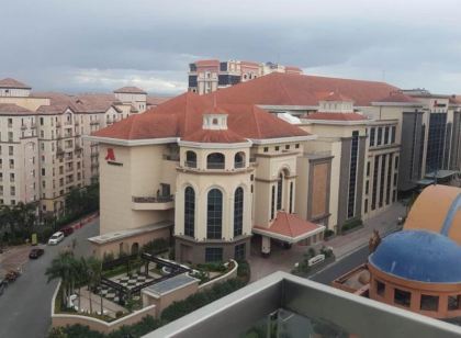 一棵棕櫚樹公寓