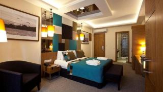 collage-pera-hotel