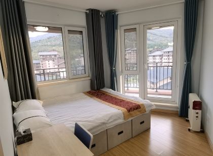 松花湖青山滑雪場小張客棧(松花西路分店)