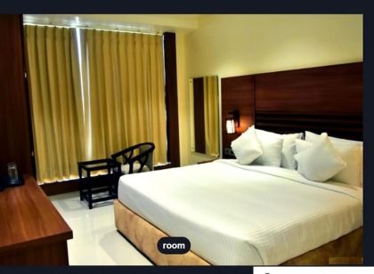 Hotel Pearl Inn