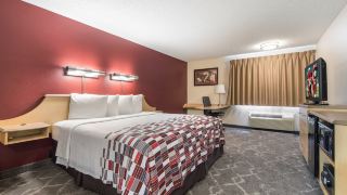red-roof-inn-seattle-airport-seatac