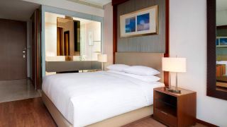 courtyard-by-marriott-seoul-times-square