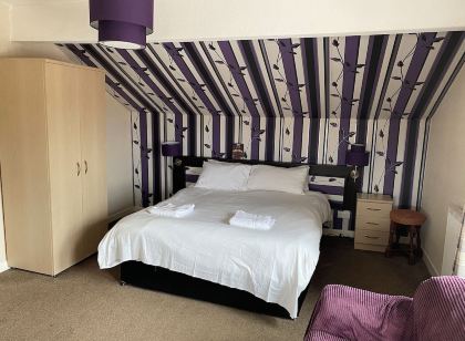 The Arncliff Hotel