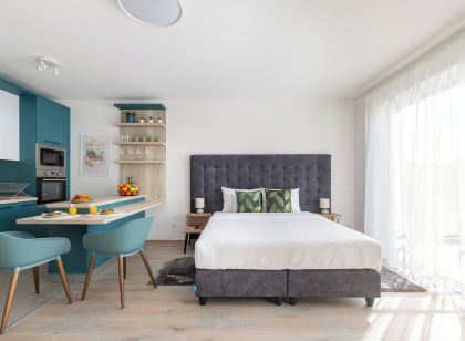 Hock Residence by Vagabond
