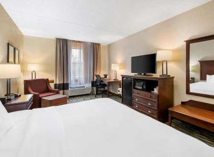 Comfort Inn & Suites Branson Meadows
