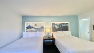 bluebird-day-inn-and-suites