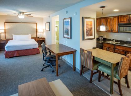 Pensacola Suites Hotel