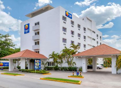 Comfort Inn Puerto Vallarta Golfside & Marina