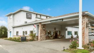 red-lion-inn-and-suites-seaside